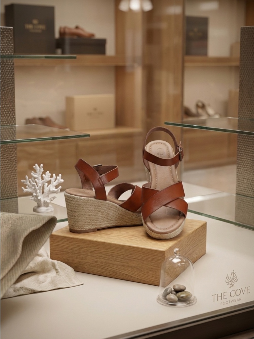 NWOT Women’s Cognac Leather Espadrille Wedge Sandals - Picture 3 of 3